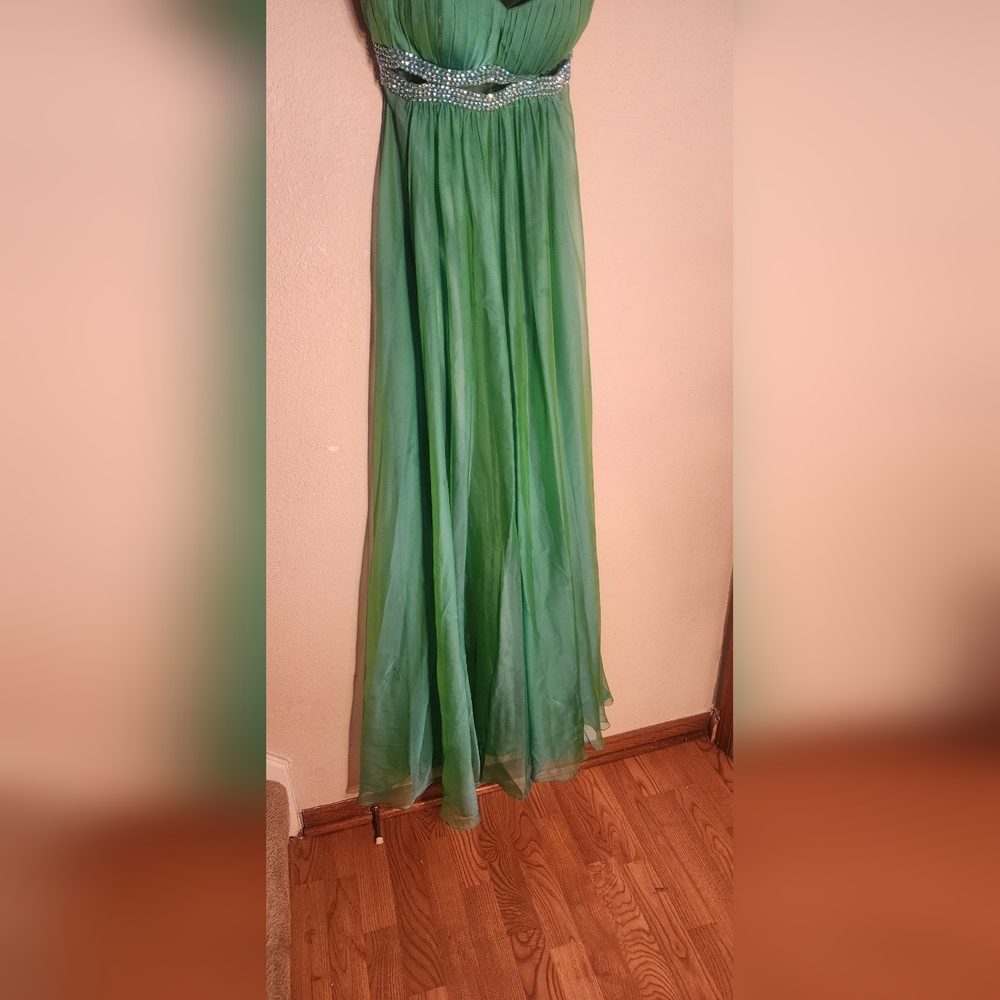 Cache Green Prom Dress - Picture 3 of 10
